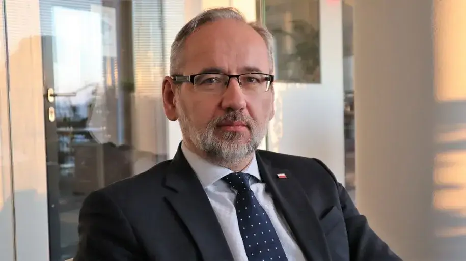 Czy Niedzielski ma żonę? Poznaj szczegóły o jego małżeństwie