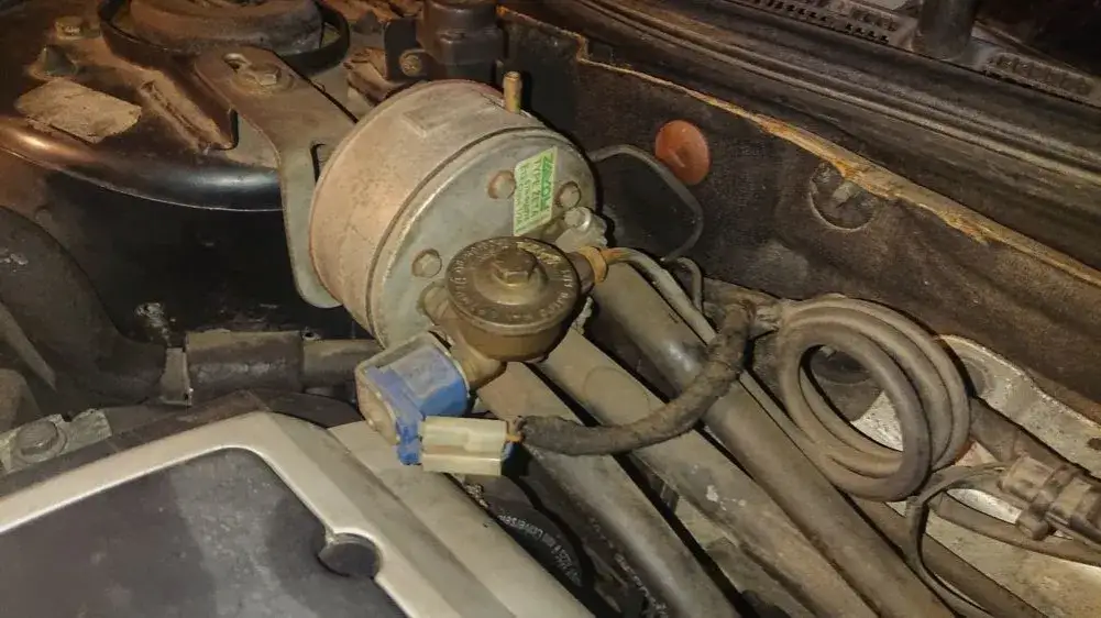 Gdzie jest czujnik temperatury gazu LPG? Oto kluczowe lokalizacje