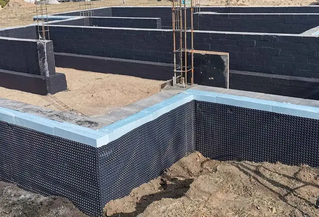 Jak zamontować folię kubełkową i uniknąć najczęstszych błędów