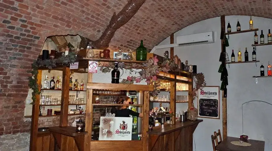 Cieszyn gdzie zjeść? Odkryj najlepsze lokalne restauracje i kawiarnie