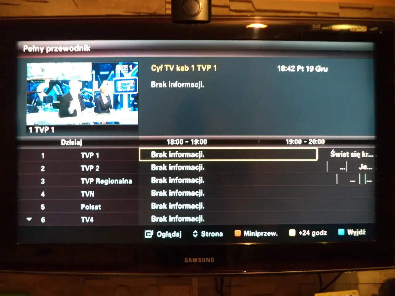 Telewizor Samsung: Jak ustawić godzinę? Rozwiąż problem z zegarem!