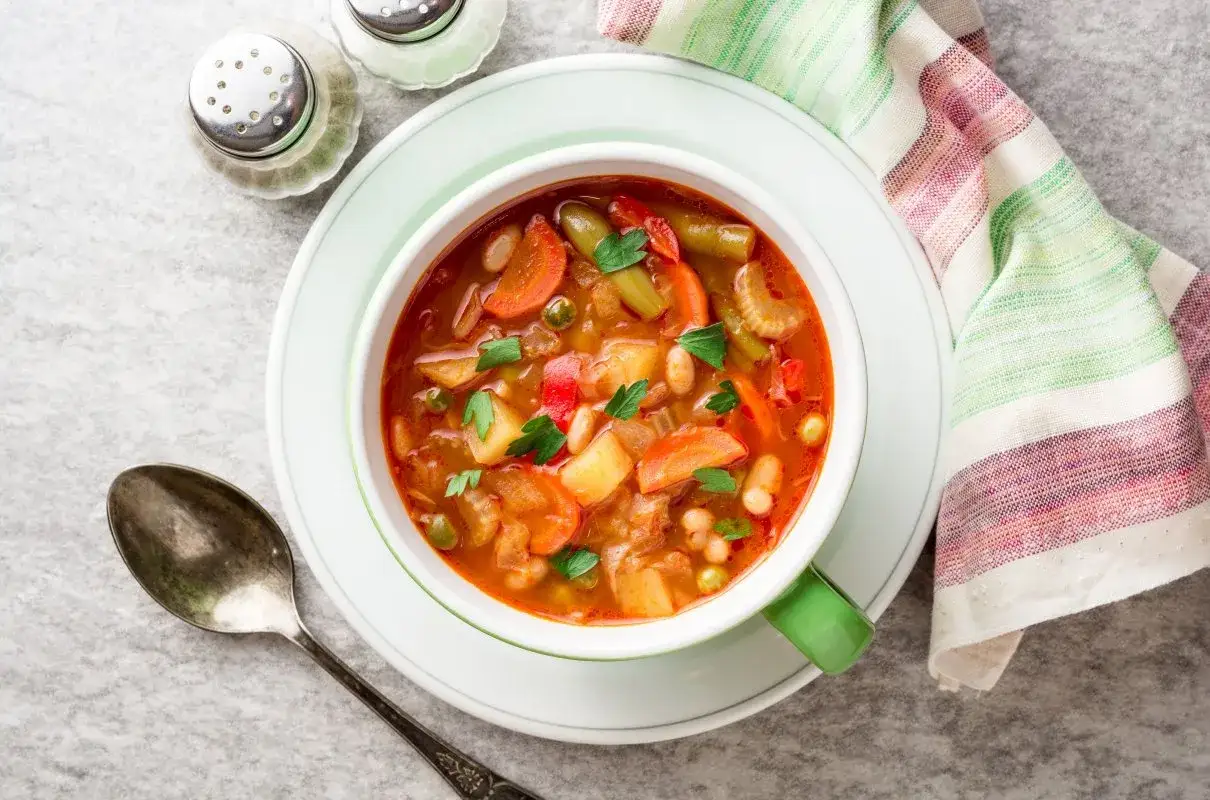 Jaka zupa na obiad? Szybkie, sycące i różnorodne inspiracje