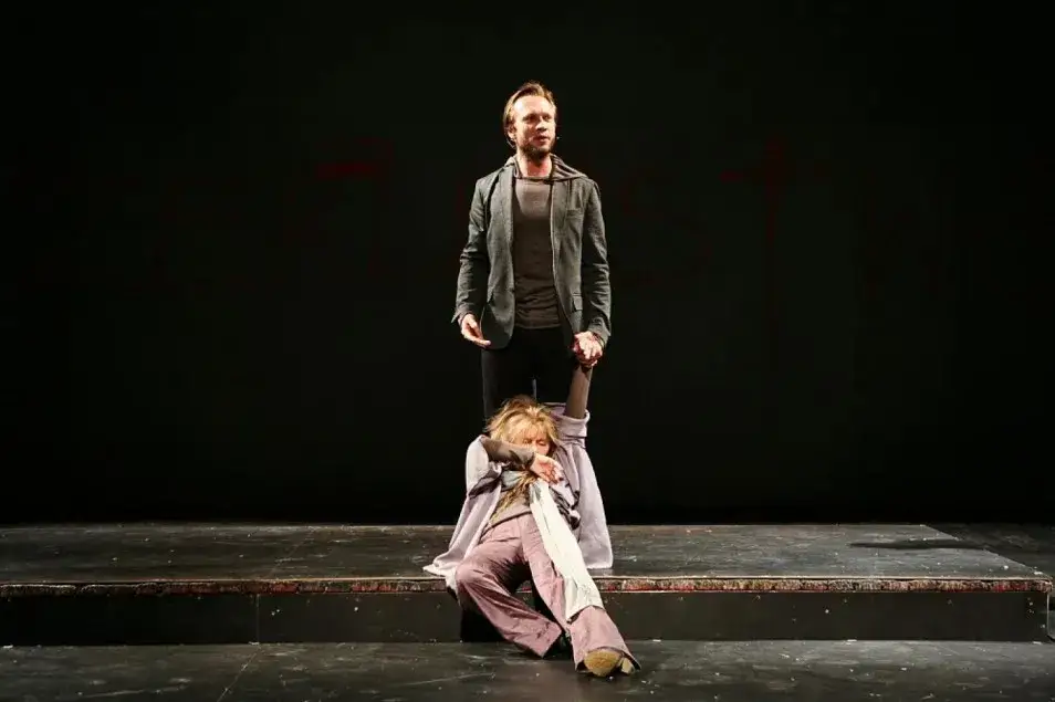 Nie-boska komedia spektakl - nowoczesna adaptacja, która zaskakuje