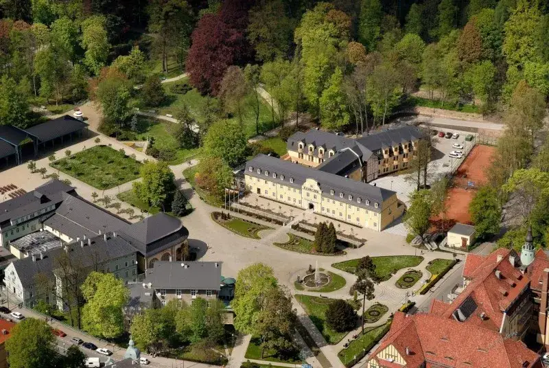 Sanatorium miłości w Polanicy-Zdroju: Emocje, przygody i relacje