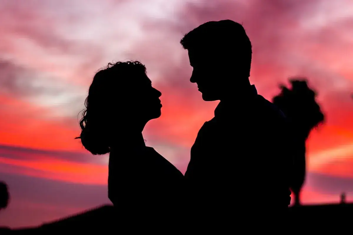 Co można zrobić na walentynki? Pomysły, które zachwycą Twoją drugą połówkę