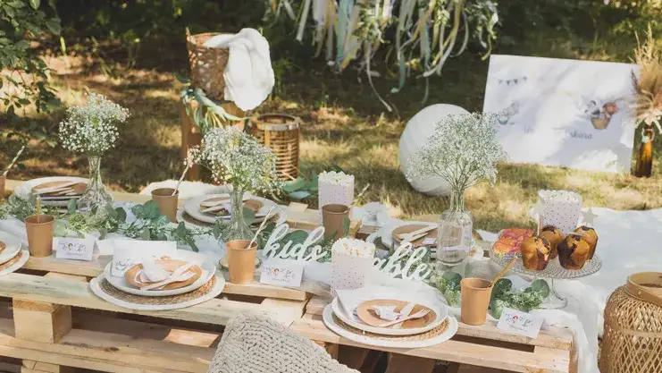 Jak przygotować stół na kolędę, aby stworzyć niezapomnianą atmosferę