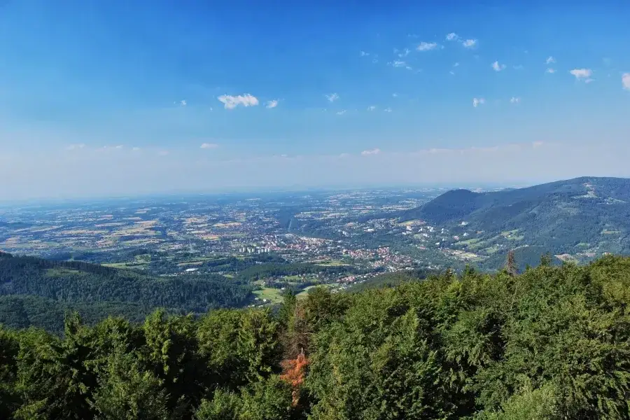 Gdzie jest Ustroń? Odkryj lokalizację i atrakcje tego miasta