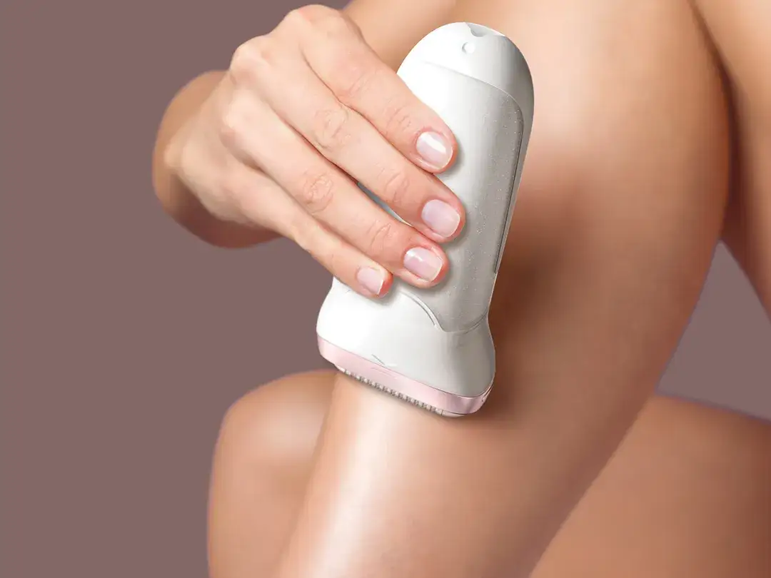 Jak używać depilatora, aby uniknąć podrażnień i uzyskać gładką skórę