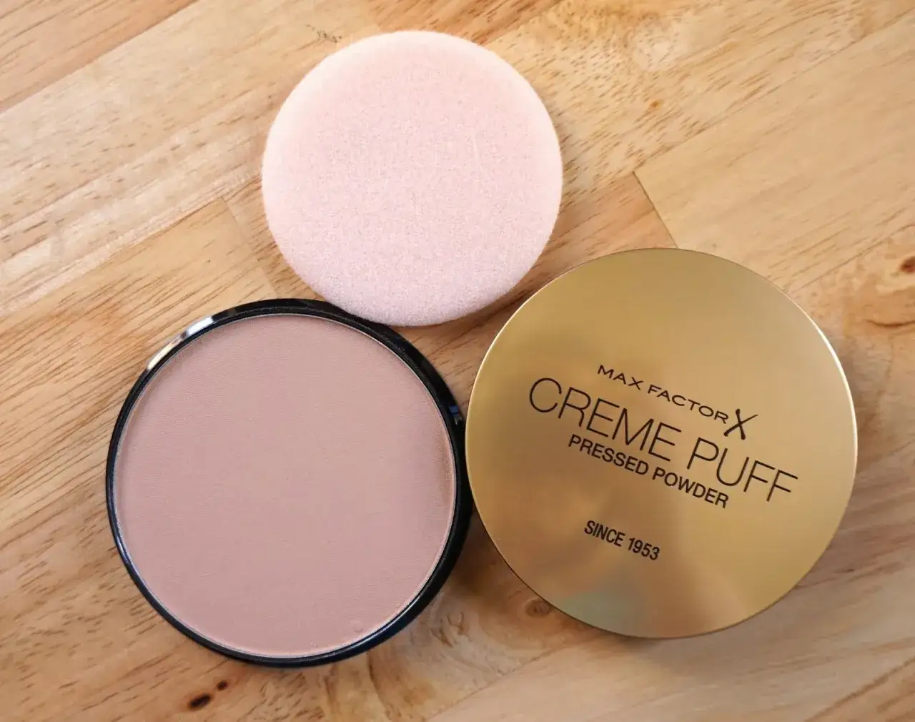 Max Factor Creme Puff jaki kolor wybrać, aby uniknąć błędów w doborze
