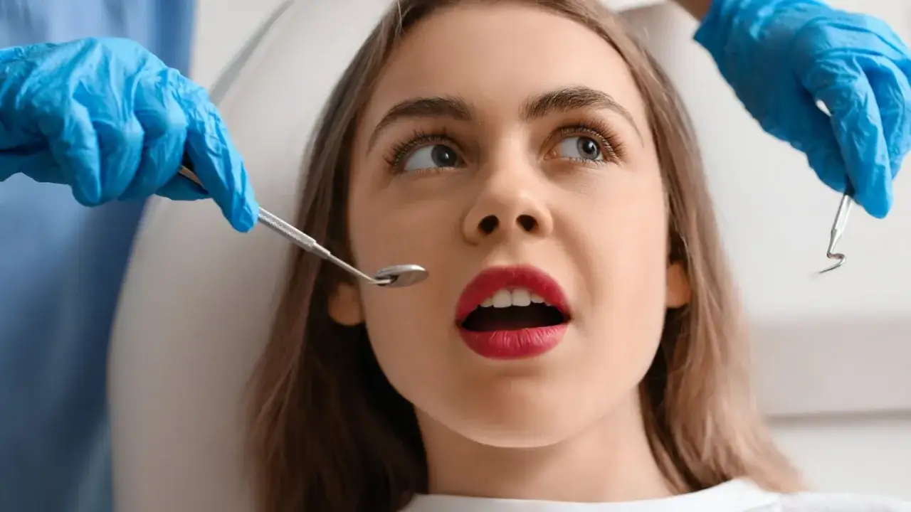 Jakie zęby na NFZ? Sprawdź, co naprawdę możesz leczyć darmowo