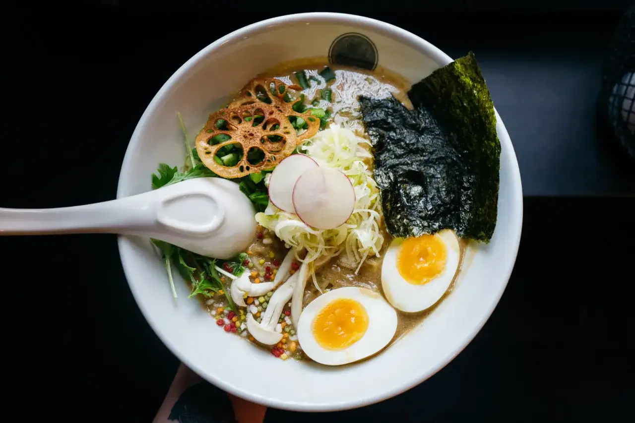 Czy ramen jest ostry? Rozwiewamy mity i wybieramy smak dla siebie