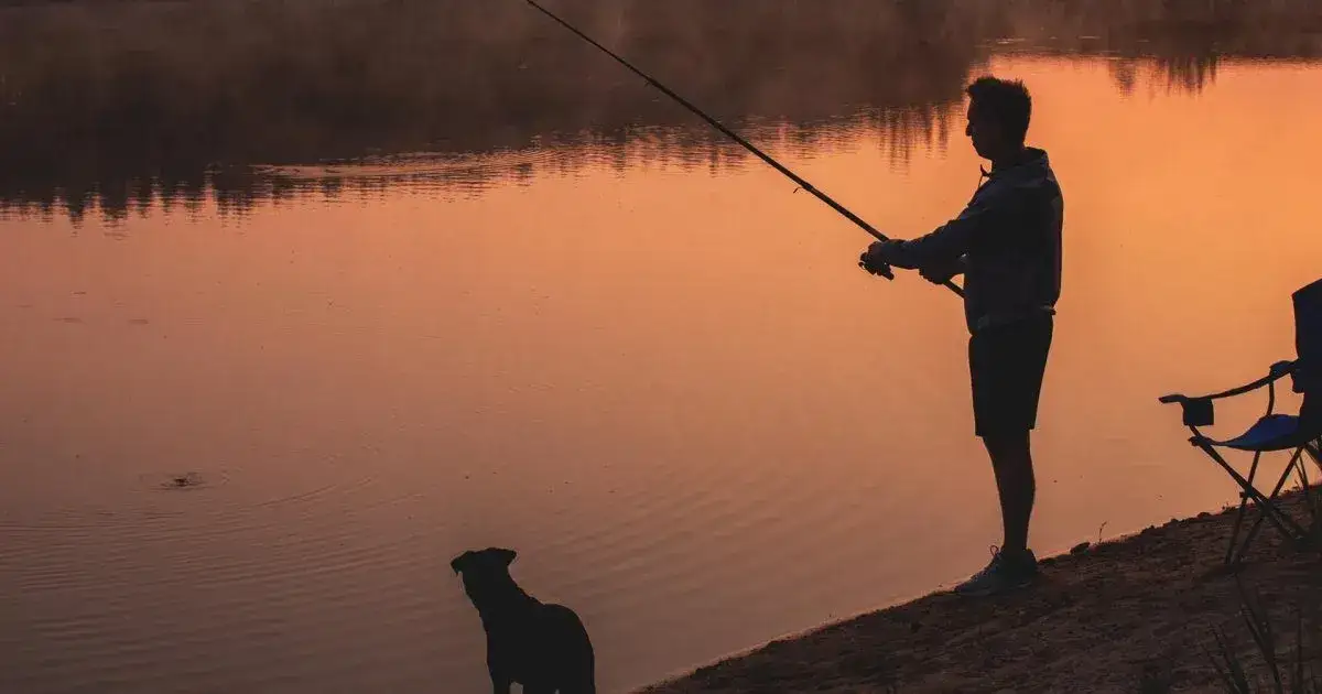 Gdzie na ryby z noclegiem w Wielkopolsce? Odkryj najlepsze miejsca