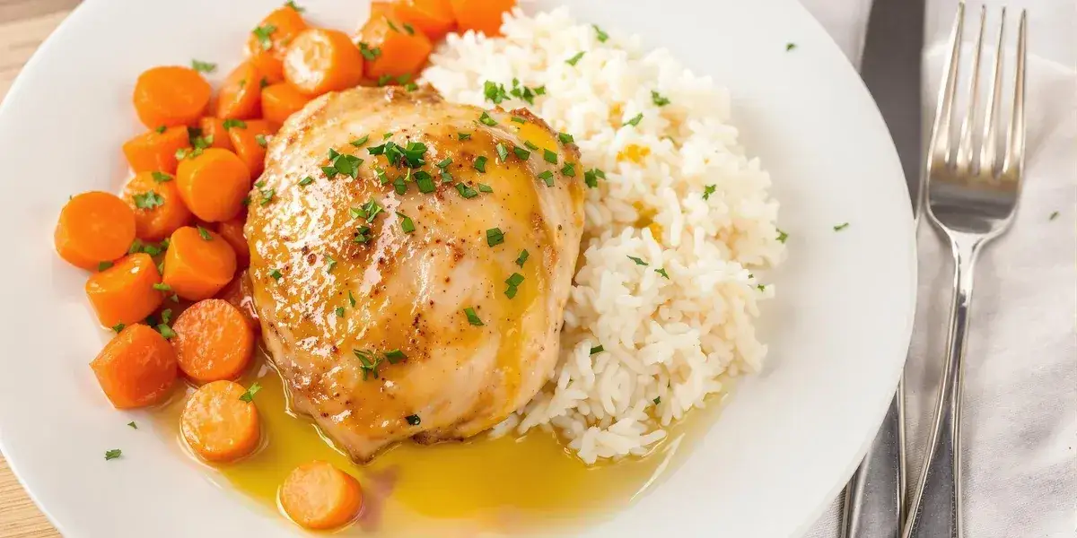 Co na obiad po zatruciu? Lekkostrawne menu na szybki powrót.