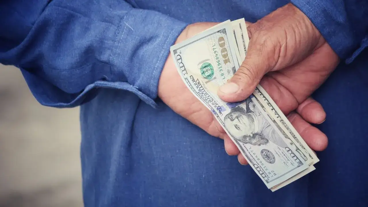 Ile wynosi emerytura w USA po 10 latach pracy? Sprawdź, co możesz stracić