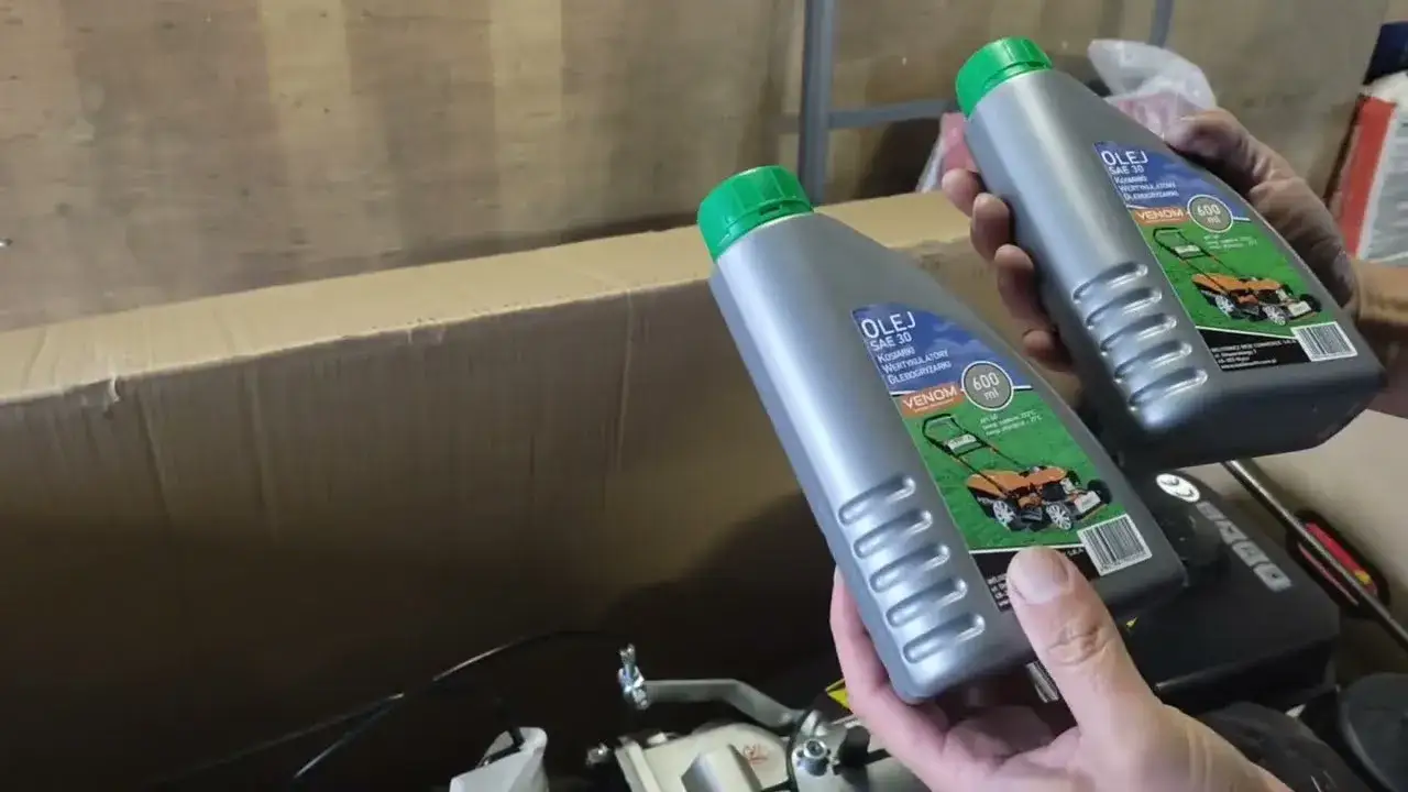 Ile oleju wchodzi do glebogryzarki Grudziądz? Sprawdź, aby nie zaszkodzić silnikowi