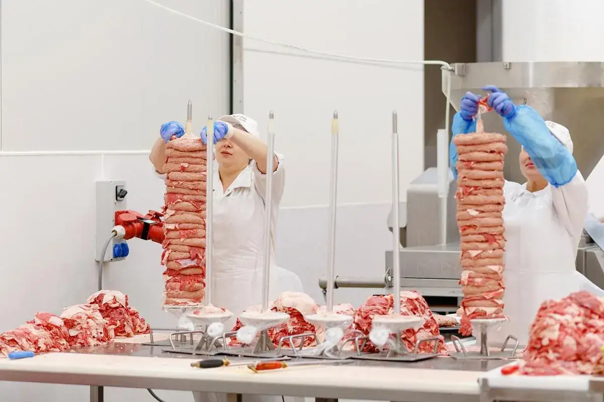 Gdzie kupić mięso na kebab: najlepsze miejsca i jakość, które zachwycą