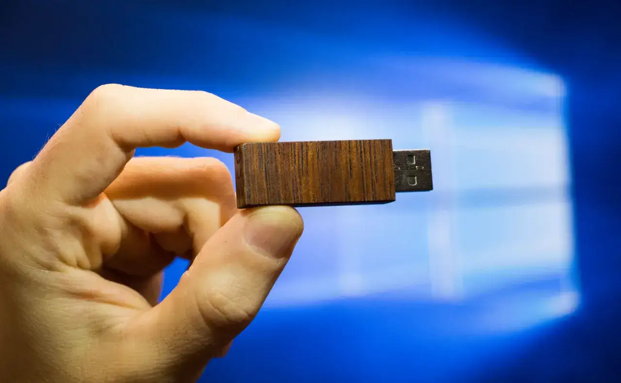 Jak wgrać Windowsa na pendrive? Poradnik + rozwiązania problemów.