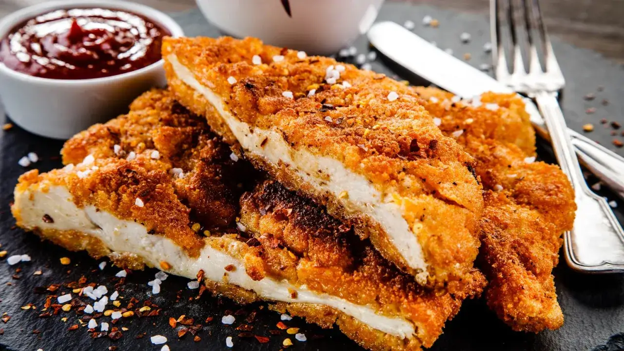 Co zamiast bułki tartej do kotletów? Zdrowe i pyszne alternatywy