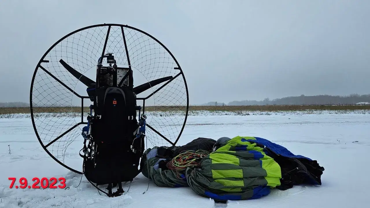 Ile kosztuje paralotnia z silnikiem? Poznaj ceny i modele na rynku