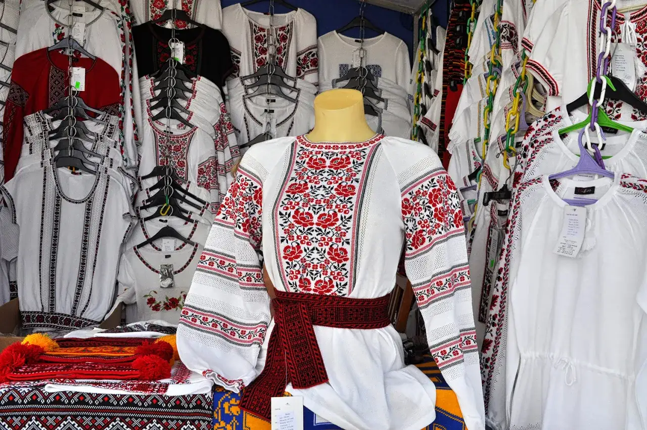 Co warto przywieźć z Ukrainy? Najciekawsze pamiątki i smaki