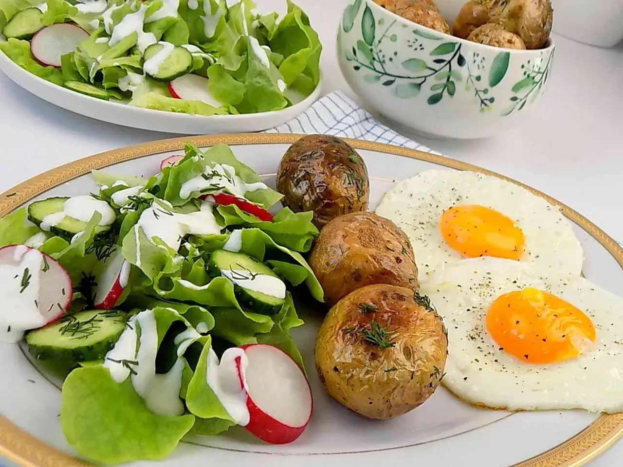 Co zrobić na piątkowy obiad? Smaczne i proste przepisy bez mięsa