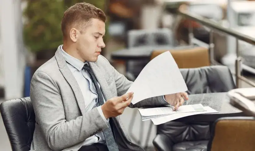 Co po prawie bez aplikacji? Sprawdź ciekawe ścieżki kariery