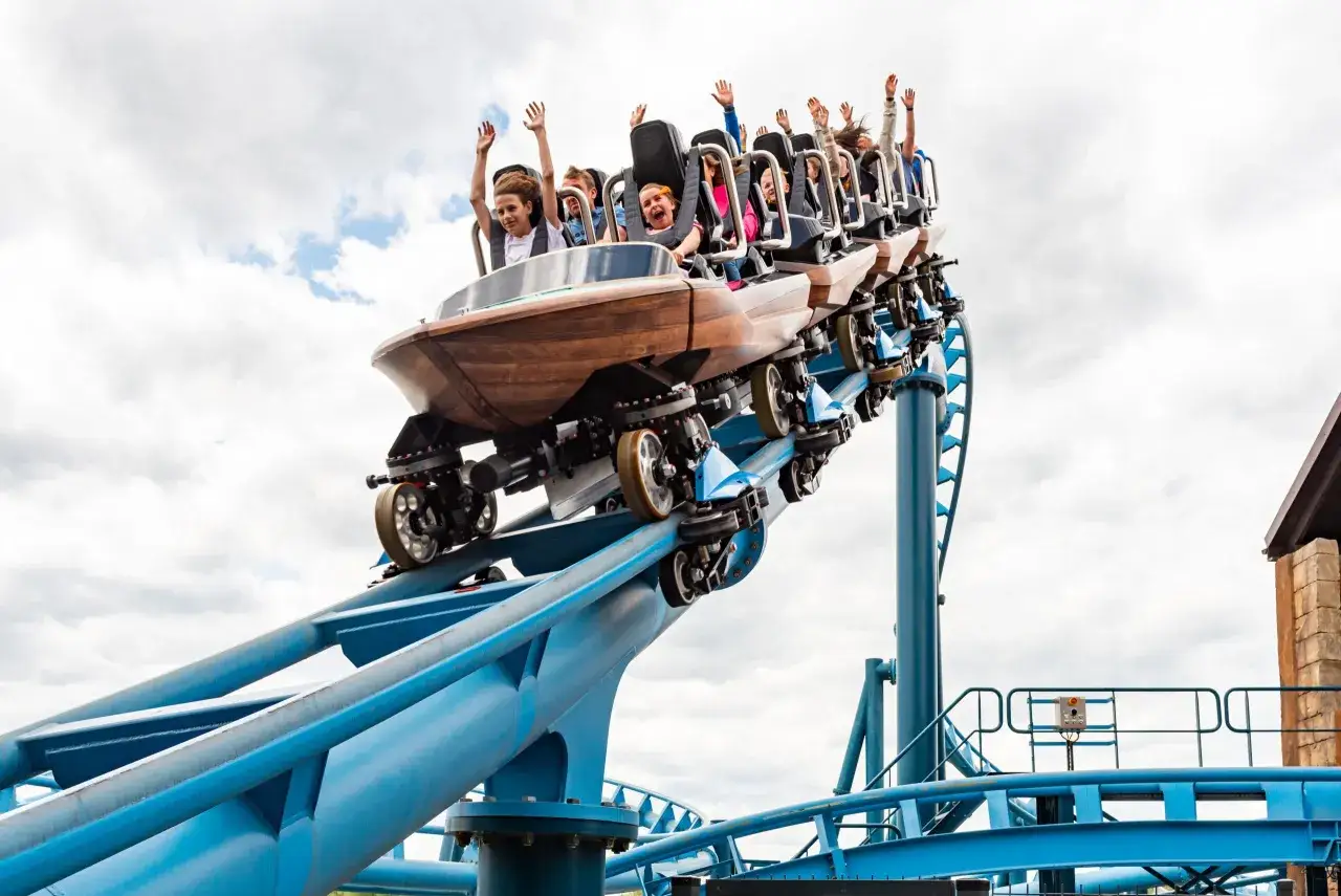 Hyperion Energylandia – od jakiego wzrostu można jeździć bez obaw