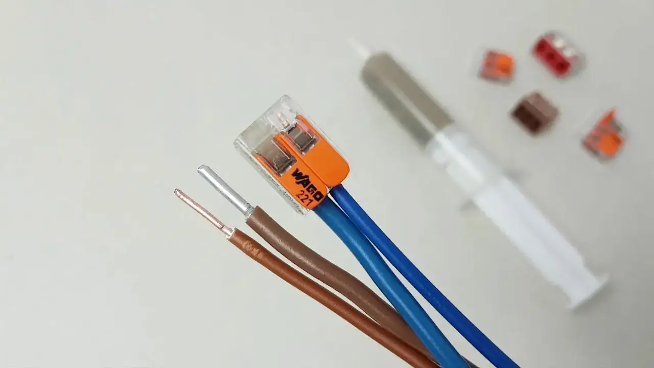 Jak połączyć przewody elektryczne w samochodzie bez ryzyka uszkodzeń