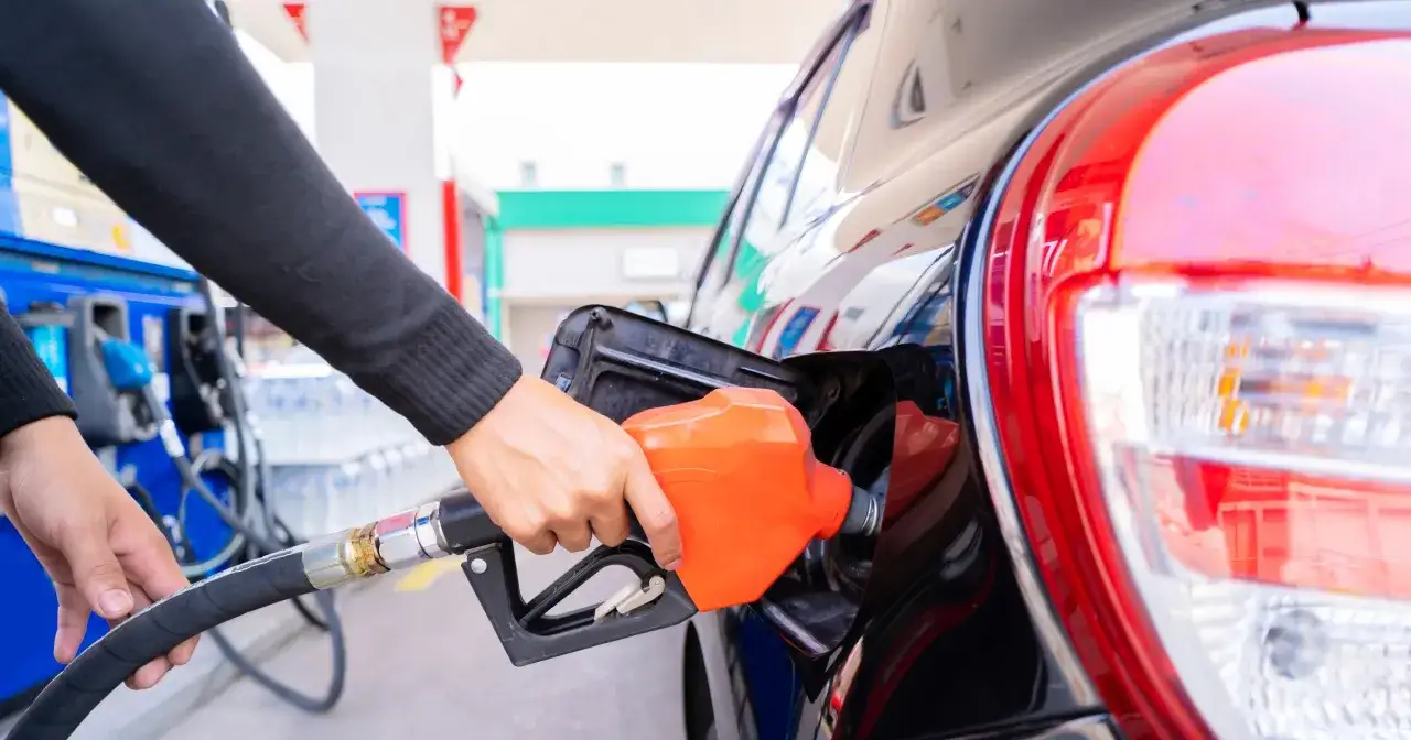 Co grozi za kradzież paliwa? Poznaj kary i konsekwencje prawne