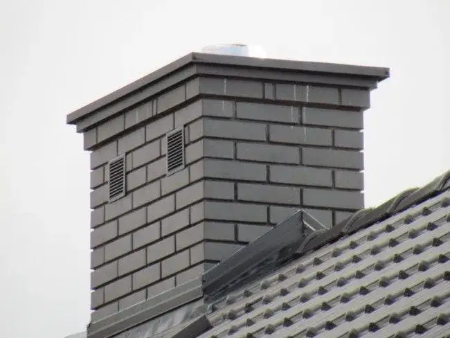 Jakie kratki wentylacyjne na zewnątrz budynku - wybierz mądrze, uniknij błędów