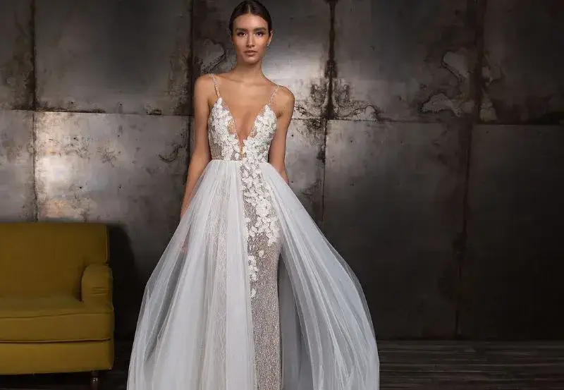 Sprzedaj suknię ślubną w Krakowie: Gdzie i jak? Porady ekspertki!