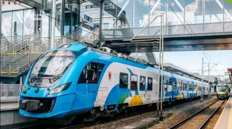 Jak dojechać pociągiem do Mielna? Sprawdź najważniejsze informacje