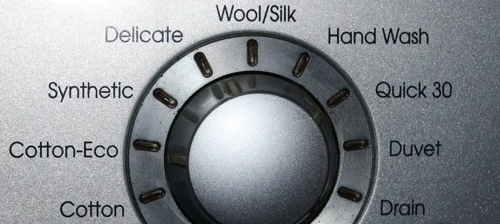 Jakie programy do prania ręczników zapewnią ich długowieczność?