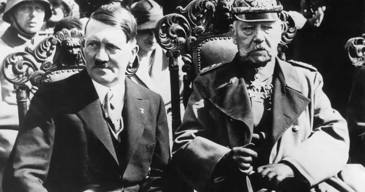 Dlaczego Niemcy wybrali Hitlera? Kluczowe przyczyny jego władzy