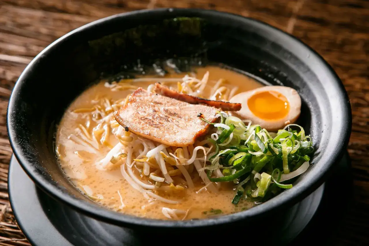 Domowy Ramen: Przepis Krok po Kroku | Japoński Smak w Polsce