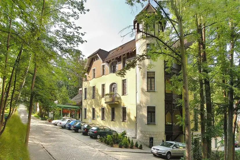 Sanatorium Kudowa-Zdrój Zdrojowa 36c - kompleksowa rehabilitacja i leczenie