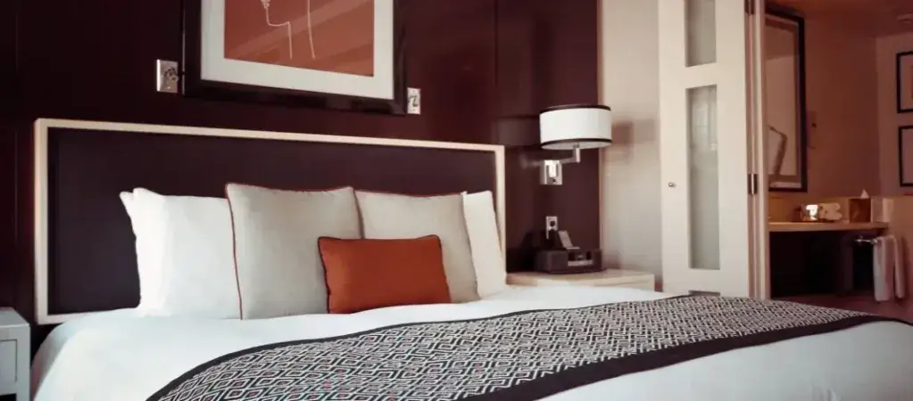 Jak sprawdzić autentyczność oferty noclegowej? Uniknij oszustwa!