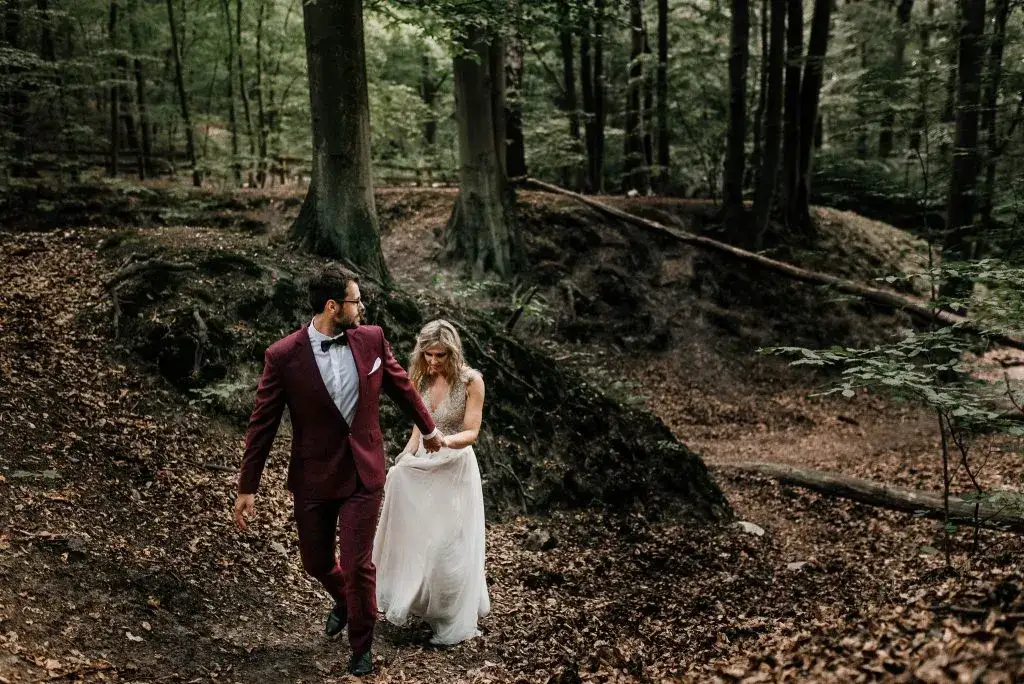 Fotograf ślubny: Jak wybrać, o co pytać i co w umowie?