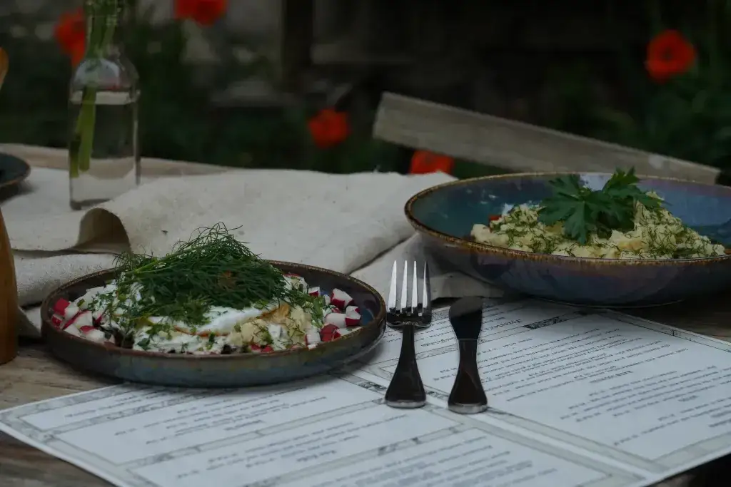 Restauracja Ziębówka w Dolinie Chochołowskiej: pyszna kuchnia góralska