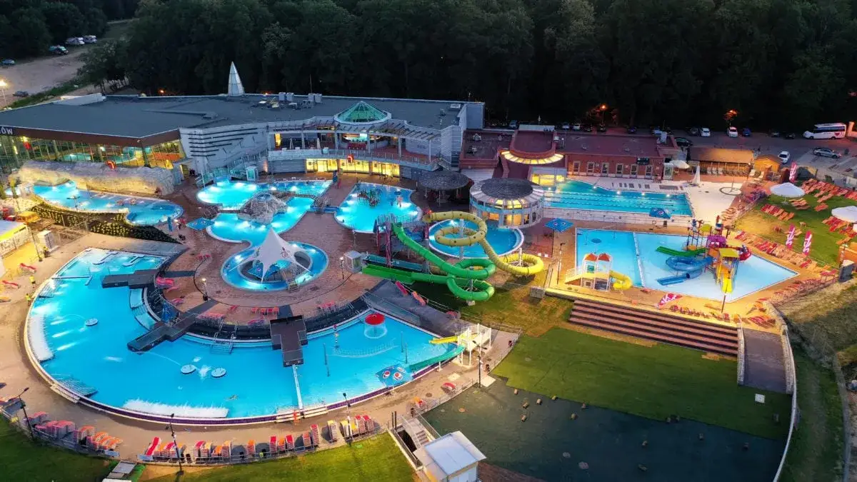 Najtańsze termy w Polsce: 10 miejsc na relaks w niskiej cenie