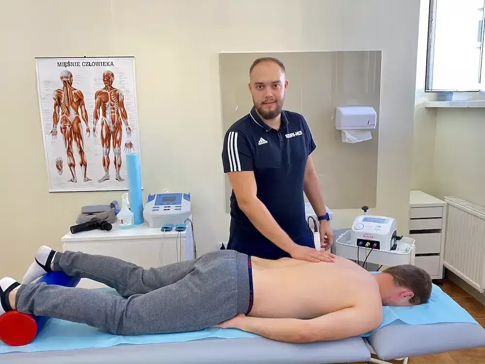 U fizjoterapeuty: Czy zawsze trzeba się rozebrać? Twój komfort!