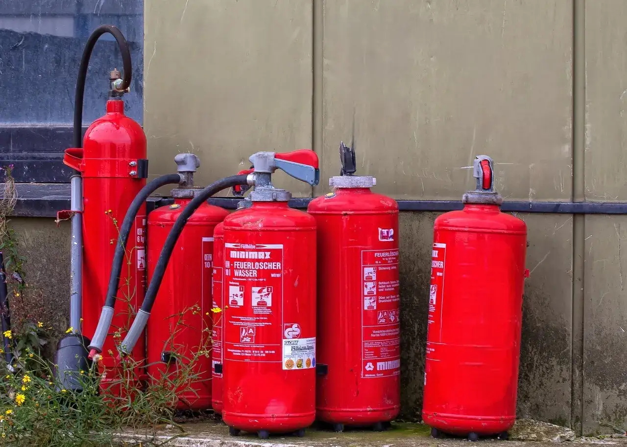 Czy gaśnica jest obowiązkowa w samochodzie? Sprawdź przepisy i konsekwencje