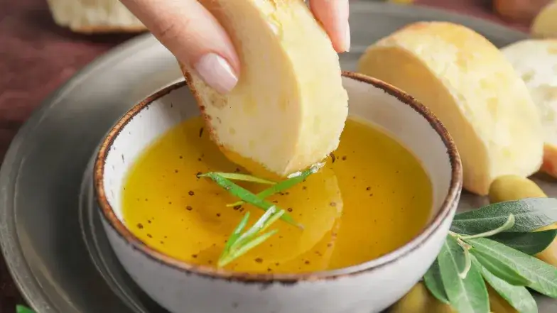 Ile kalorii ma oliwki? Sprawdź, jak wpływają na dietę