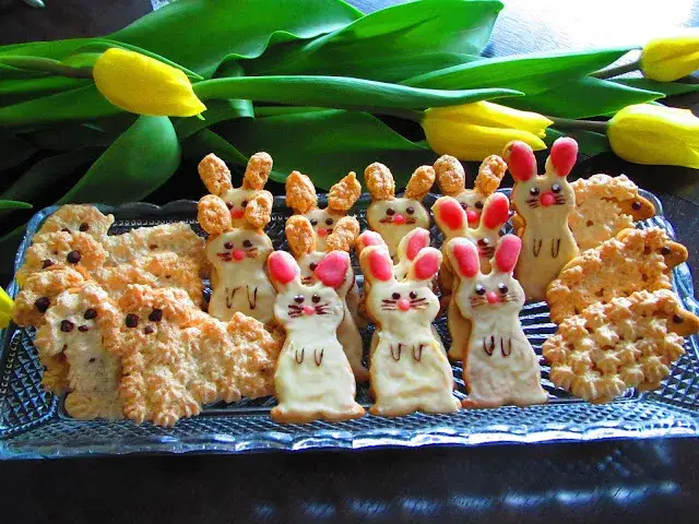 Jakie ciastka na Wielkanoc? Odkryj najlepsze przepisy na świąteczne smakołyki