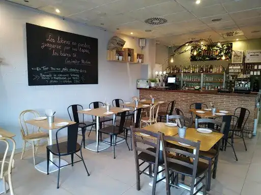 Tres 14 Tapas Torremolinos: ¿Por qué todos hablan de sus tapas?