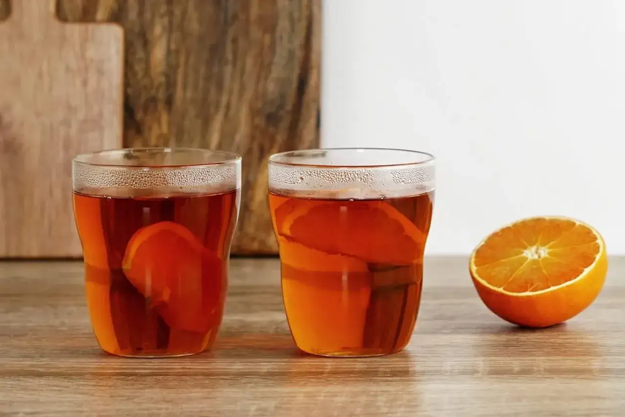 Jak zrobić grzańca z wódki – prosty przepis na rozgrzewający napój