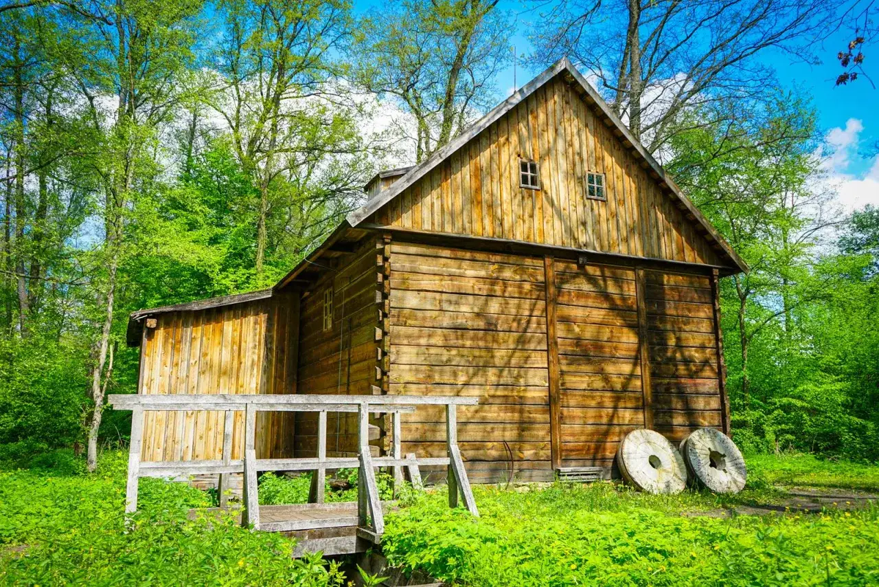 Skansen Wsi Radomskiej - odkryj fascynującą historię i tradycje