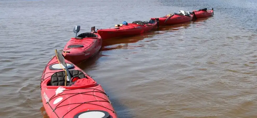 Wisła kajakiem: Czy to legalne? Bezpieczeństwo i najlepsze trasy