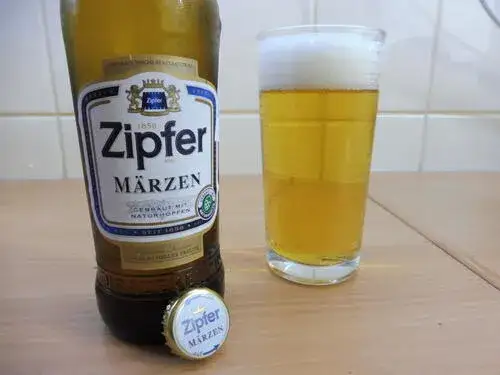 Gdzie kupić piwo Zipfer? Sprawdź najlepsze opcje i ceny