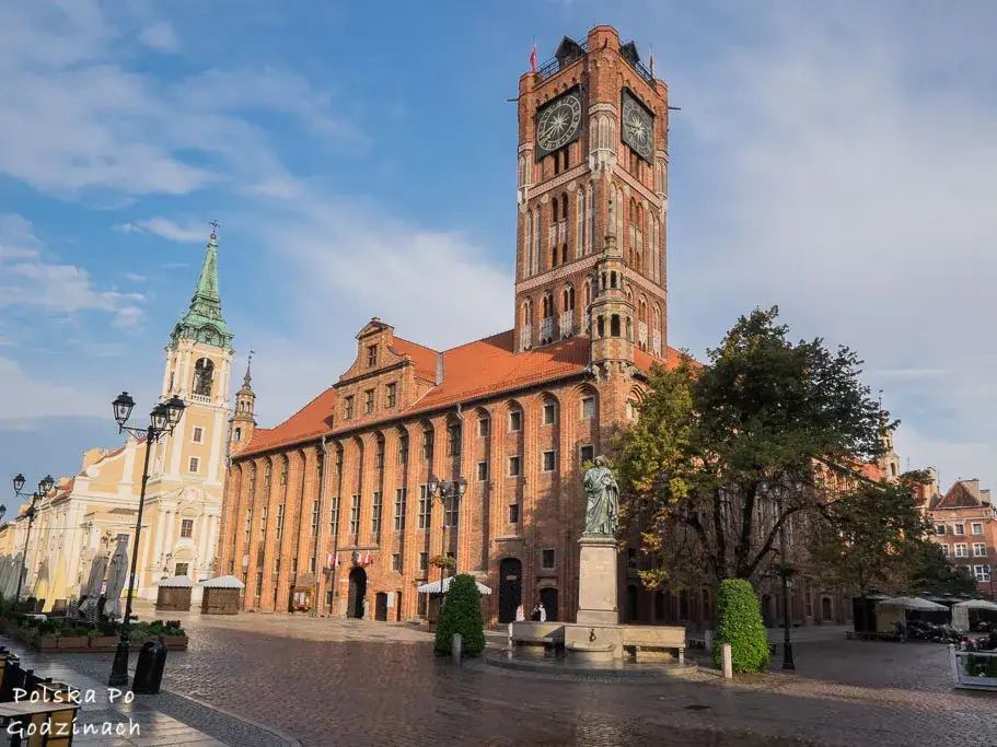 Toruń: Co zwiedzić? Przewodnik po atrakcjach i weekendzie